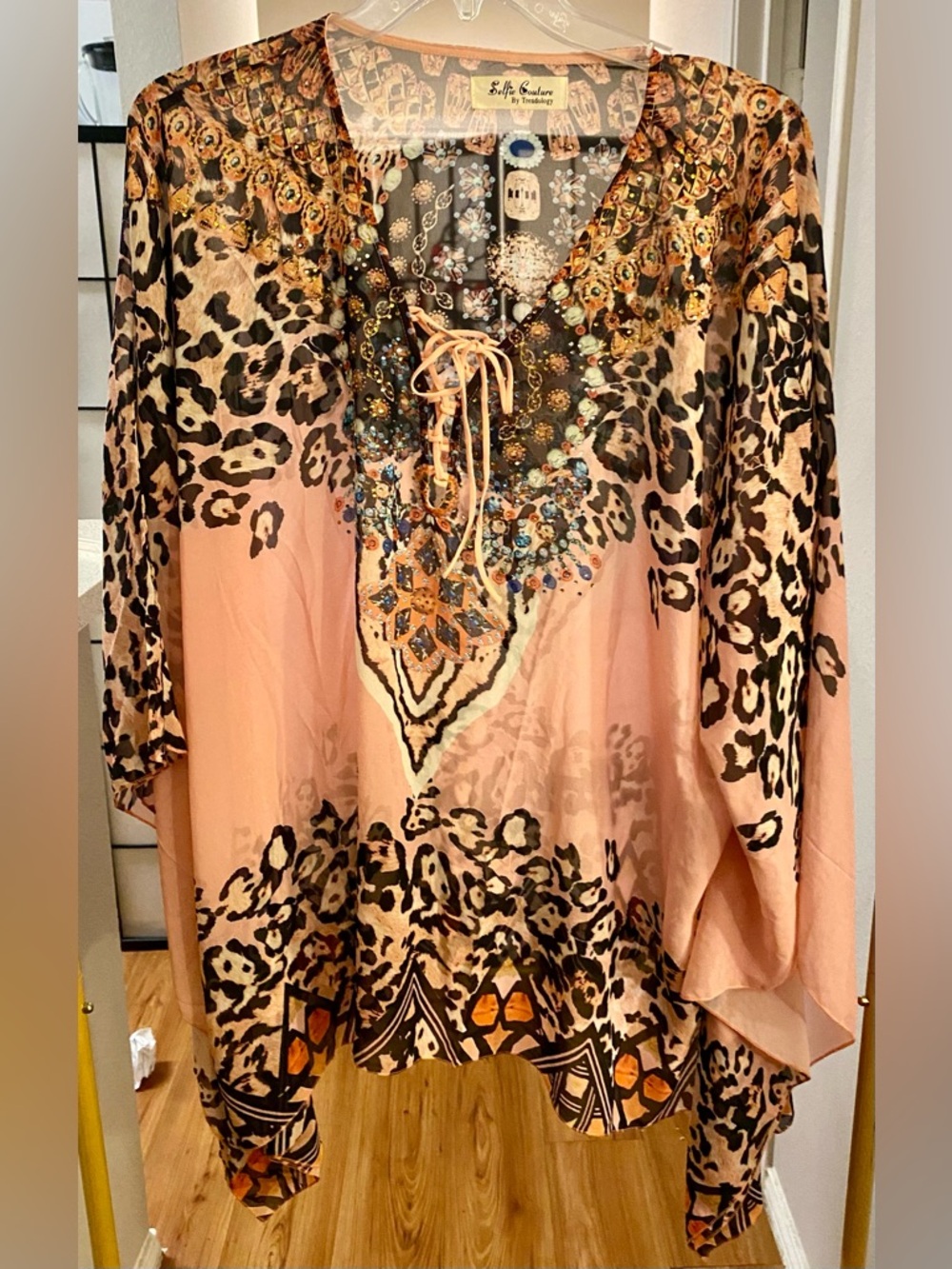 Selfie Couture Pink Printed V-Neck Tunic with Leopard & Jewel Motif - OS Plus
